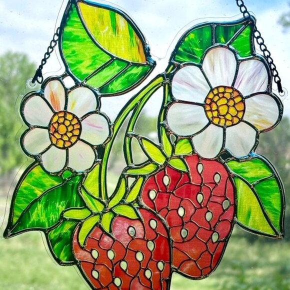 Fresh Strawberries n' Blossoms Window Sun Hanging Sun Catcher Suncatcher New - Picture 1 of 4
